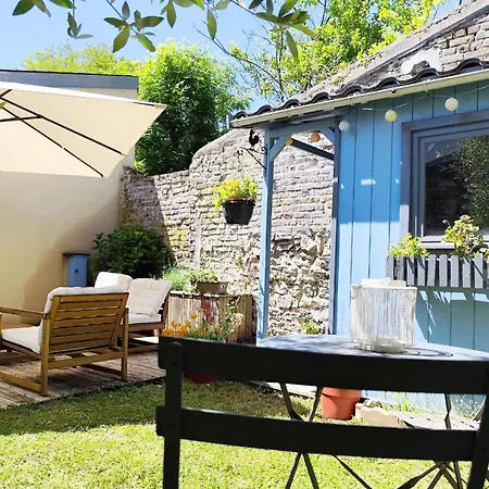 Charming House With Private Garden In The Heart Of *